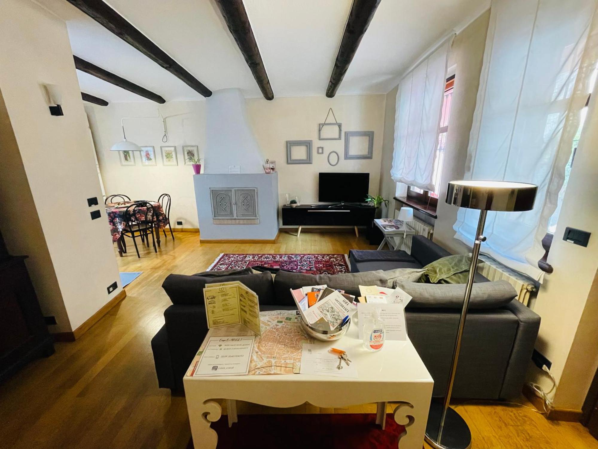 Casa Caroli, Charme E Comfort Nel Cuore Di Alba 外观 照片