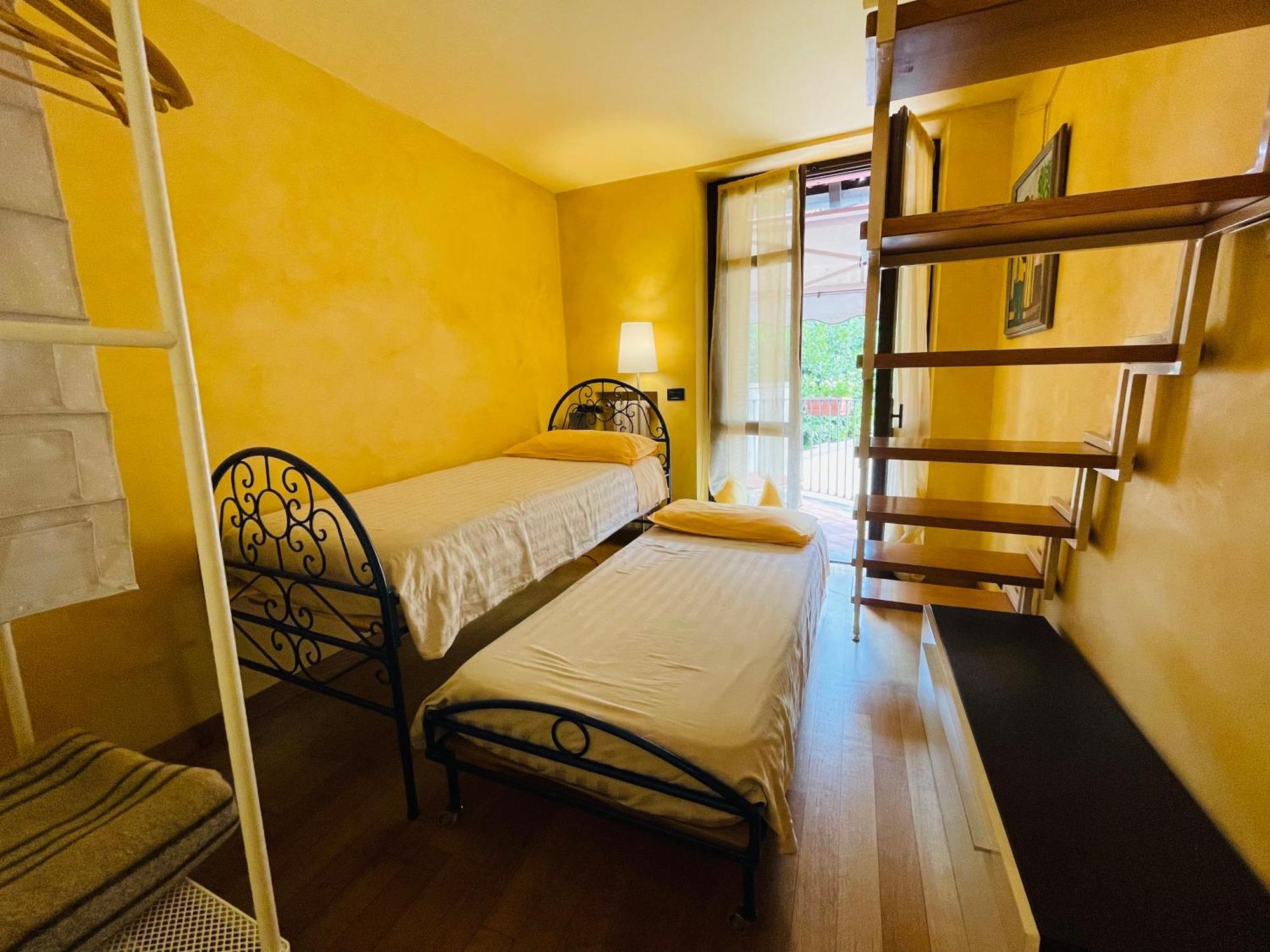 Casa Caroli, Charme E Comfort Nel Cuore Di Alba 外观 照片