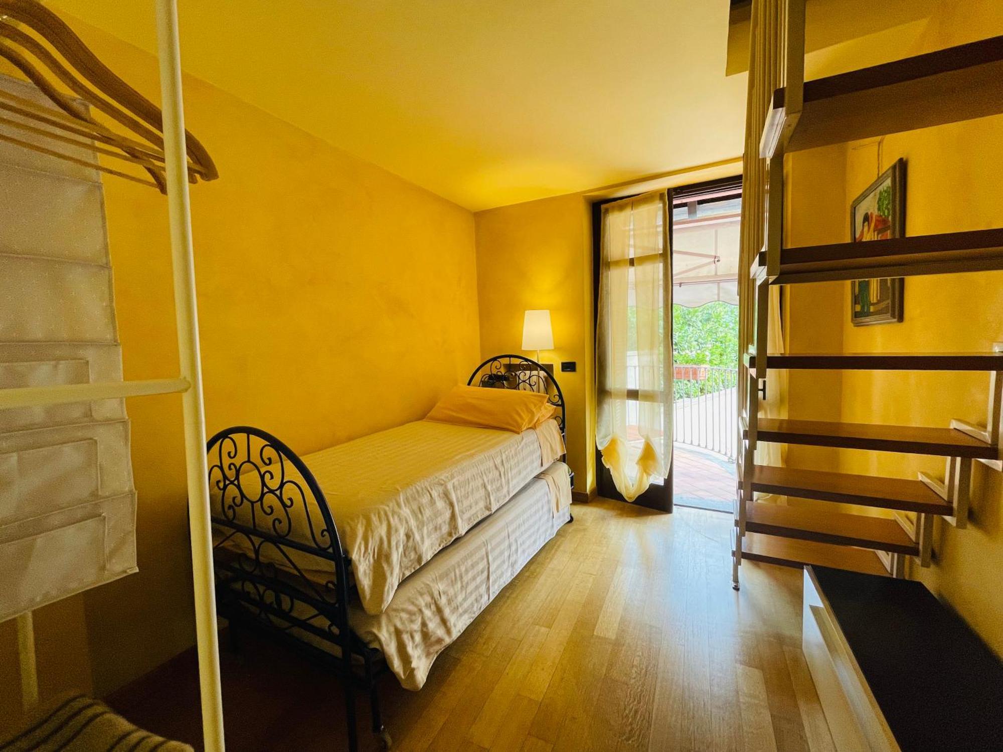 Casa Caroli, Charme E Comfort Nel Cuore Di Alba 外观 照片